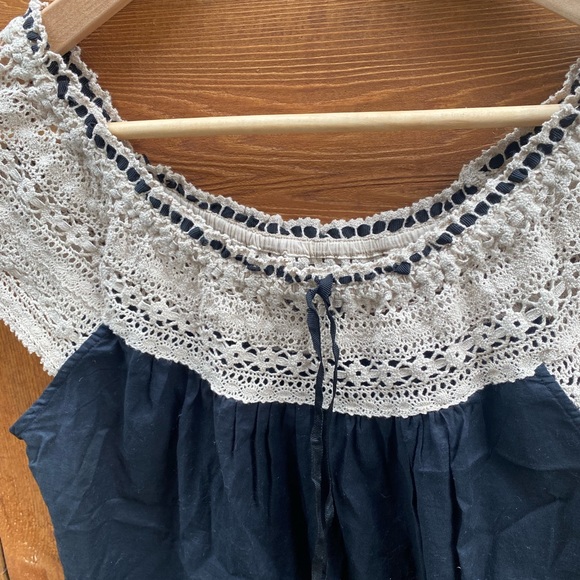 Adorable tunic - Picture 2 of 8